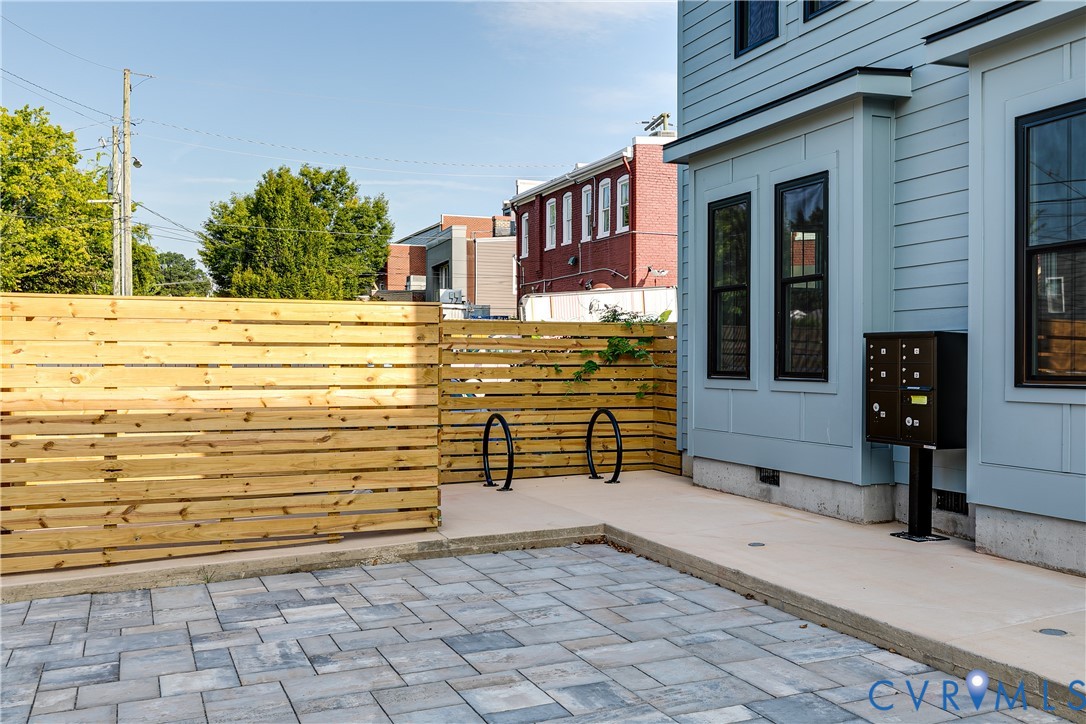 1827 W Cary St Unit#D