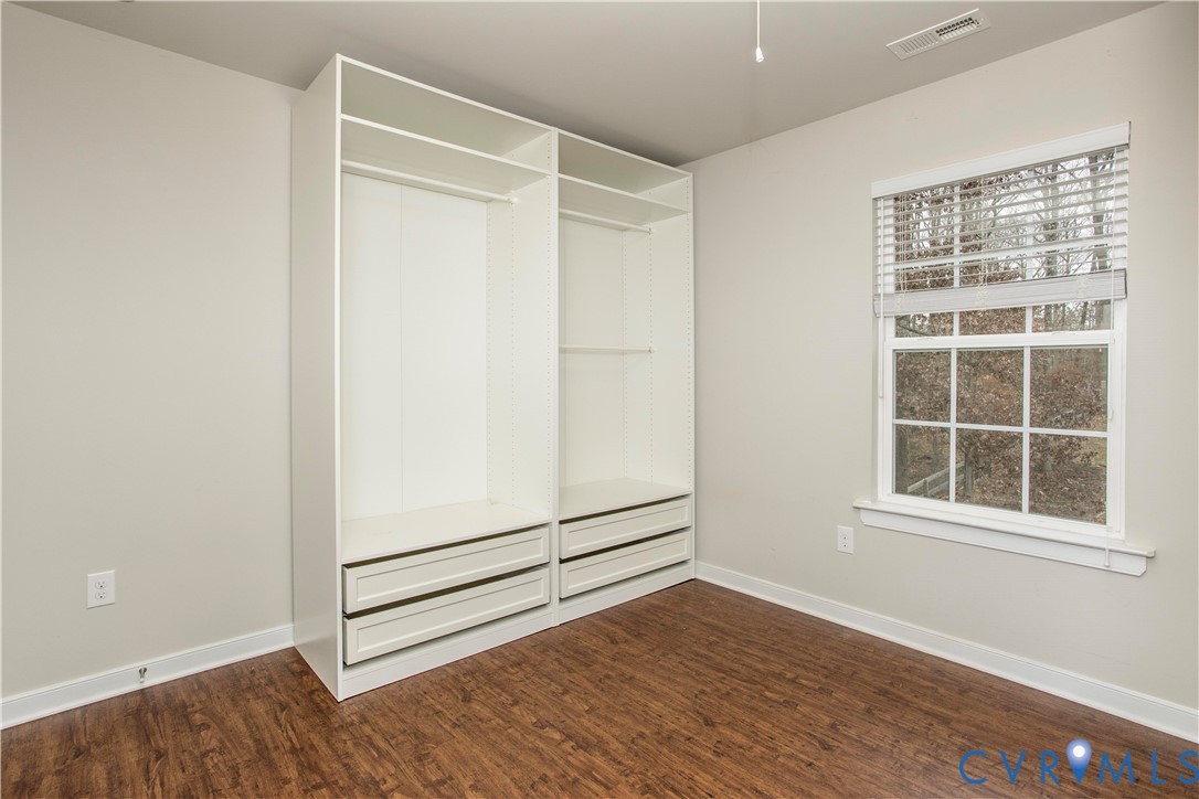 1561 Burning Tree Rd