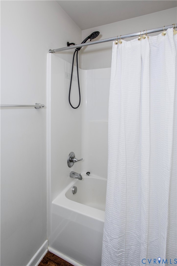 1561 Burning Tree Rd