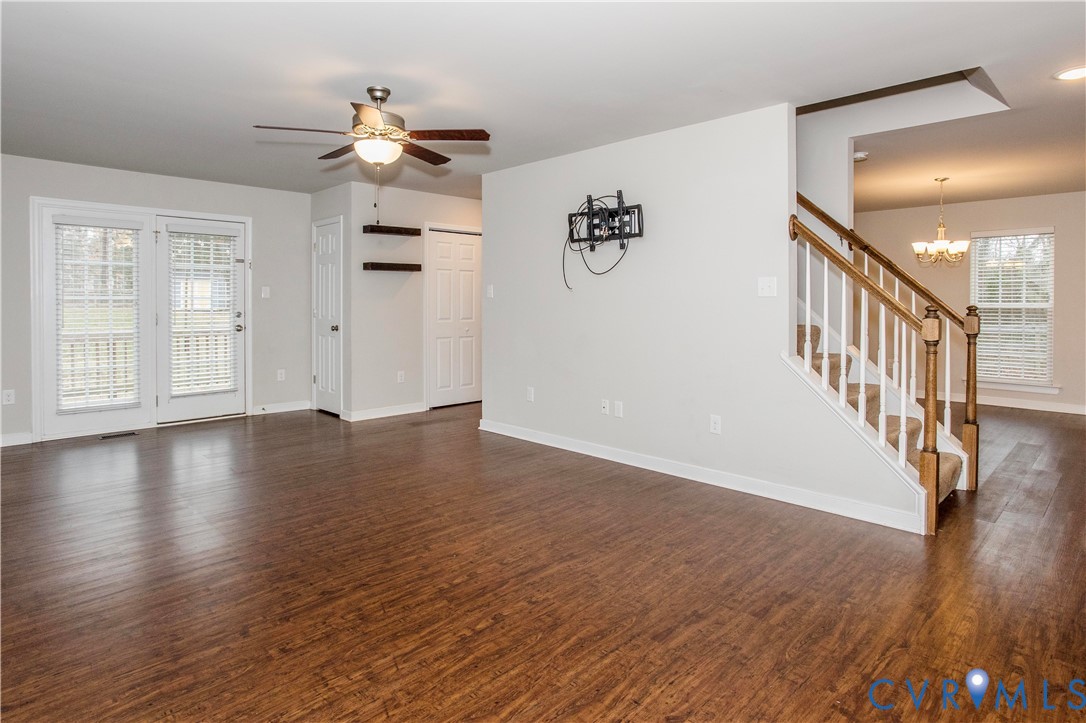1561 Burning Tree Rd