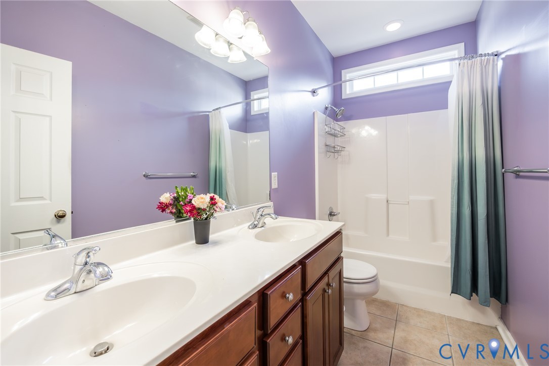 7432 Johnsonville Way