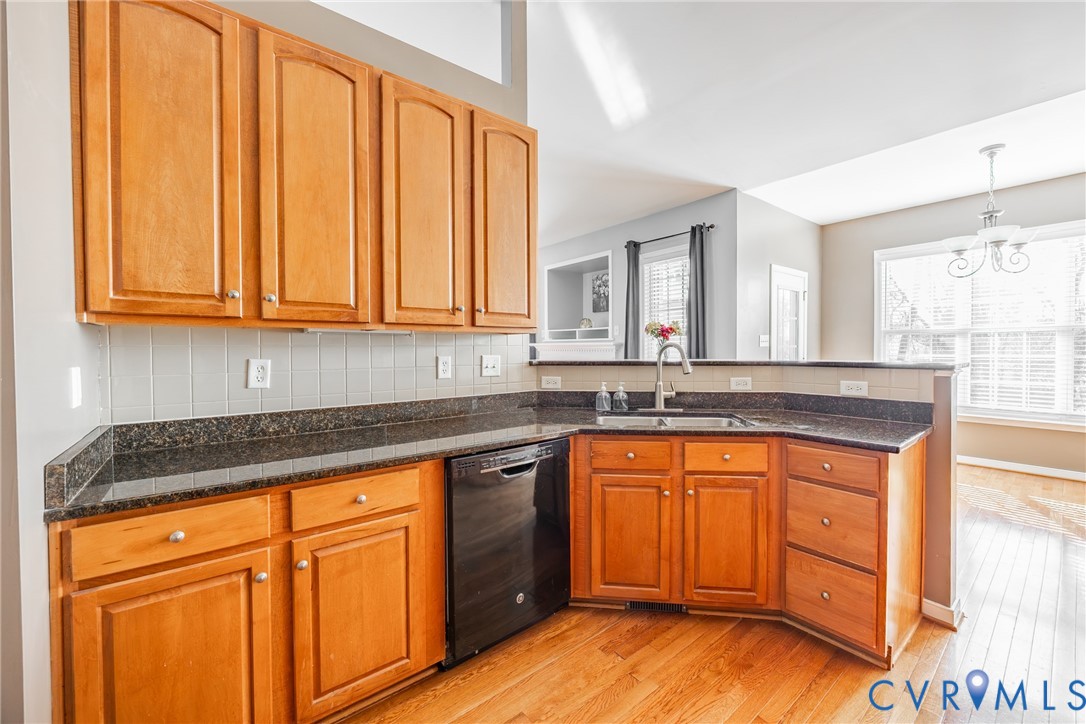 7432 Johnsonville Way