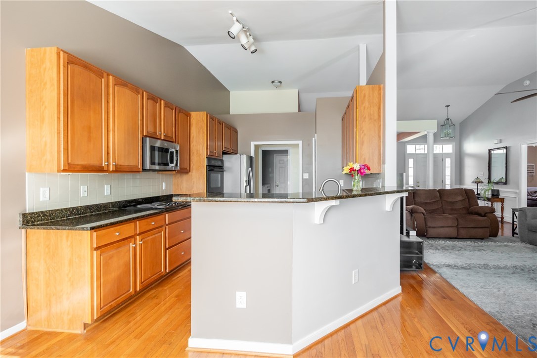 7432 Johnsonville Way