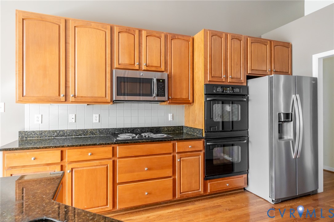 7432 Johnsonville Way