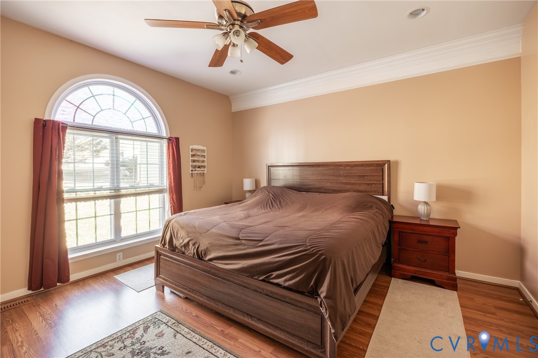 7432 Johnsonville Way