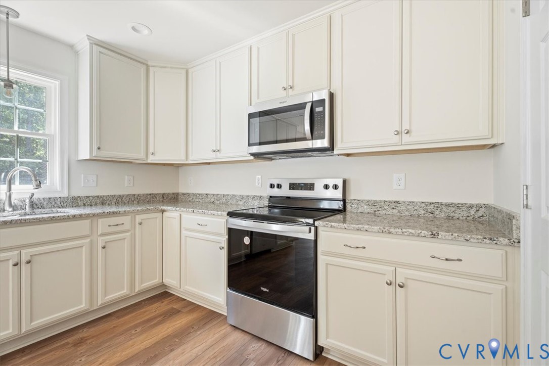 160 Ashburn Rd
