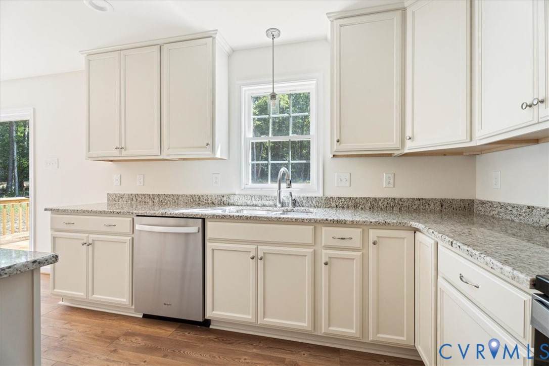 160 Ashburn Rd