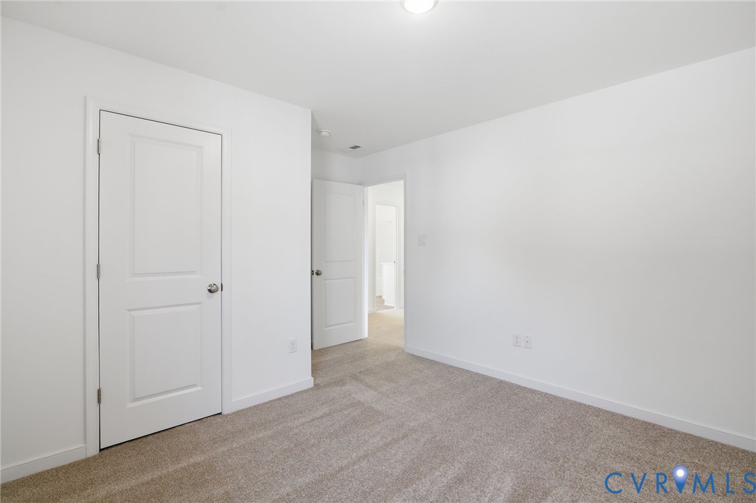 7613 Oak Grove Tree Dr