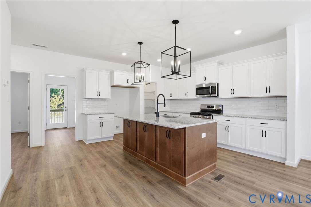 7613 Oak Grove Tree Dr