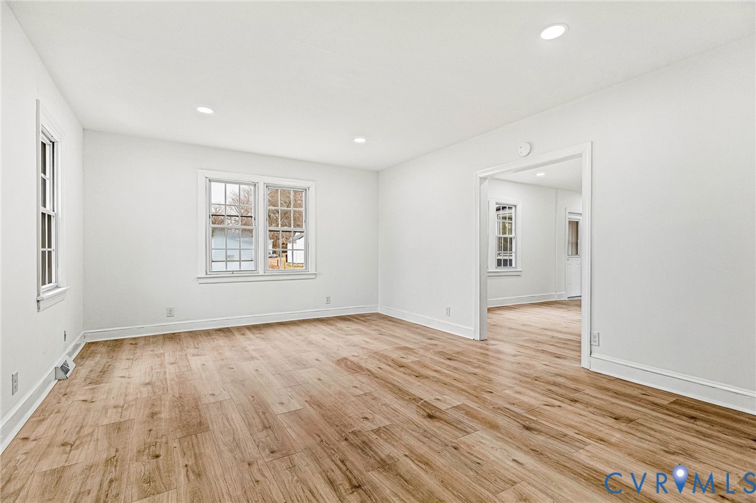 2958 Winston Churchill Dr