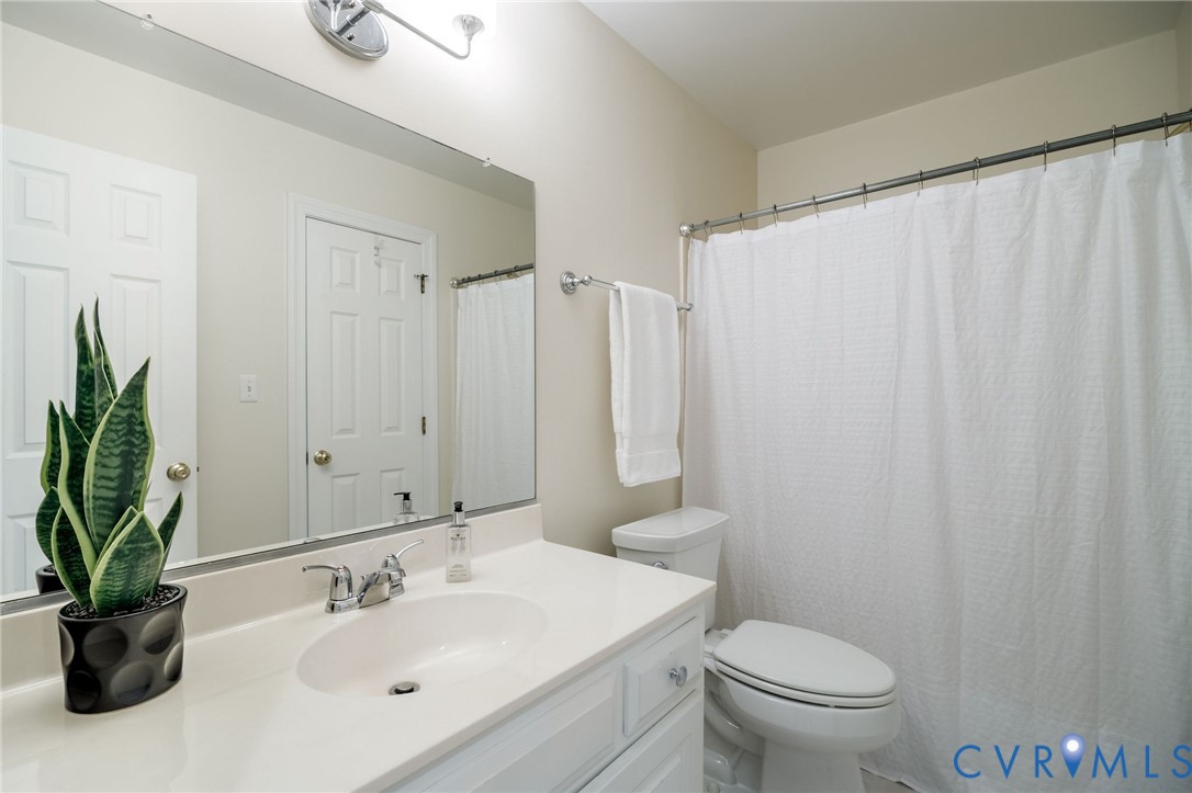 12901 River Hills Dr