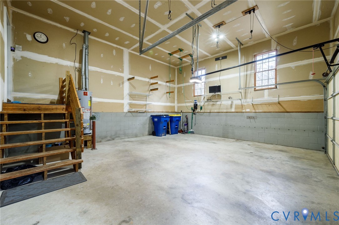 12901 River Hills Dr