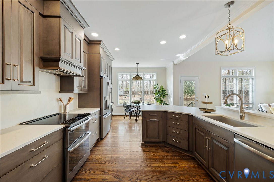 12901 River Hills Dr