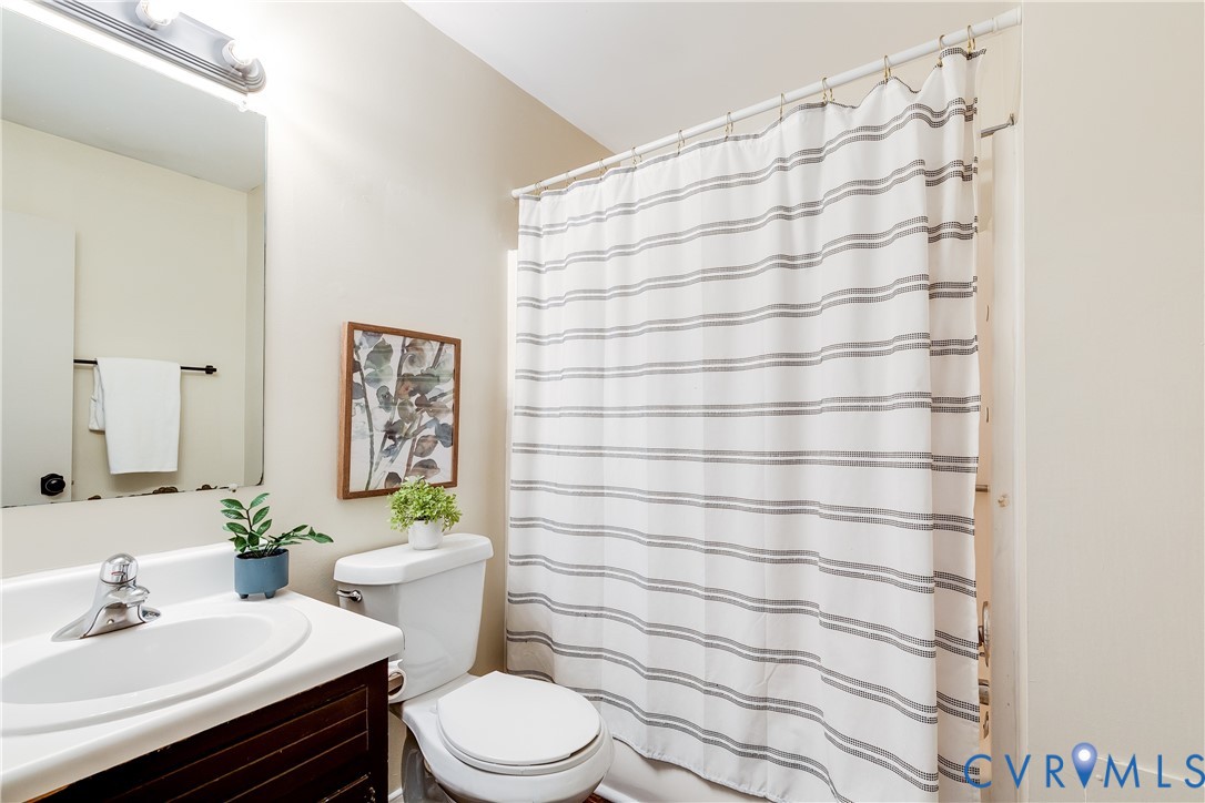 11718 Bailey Woods Dr