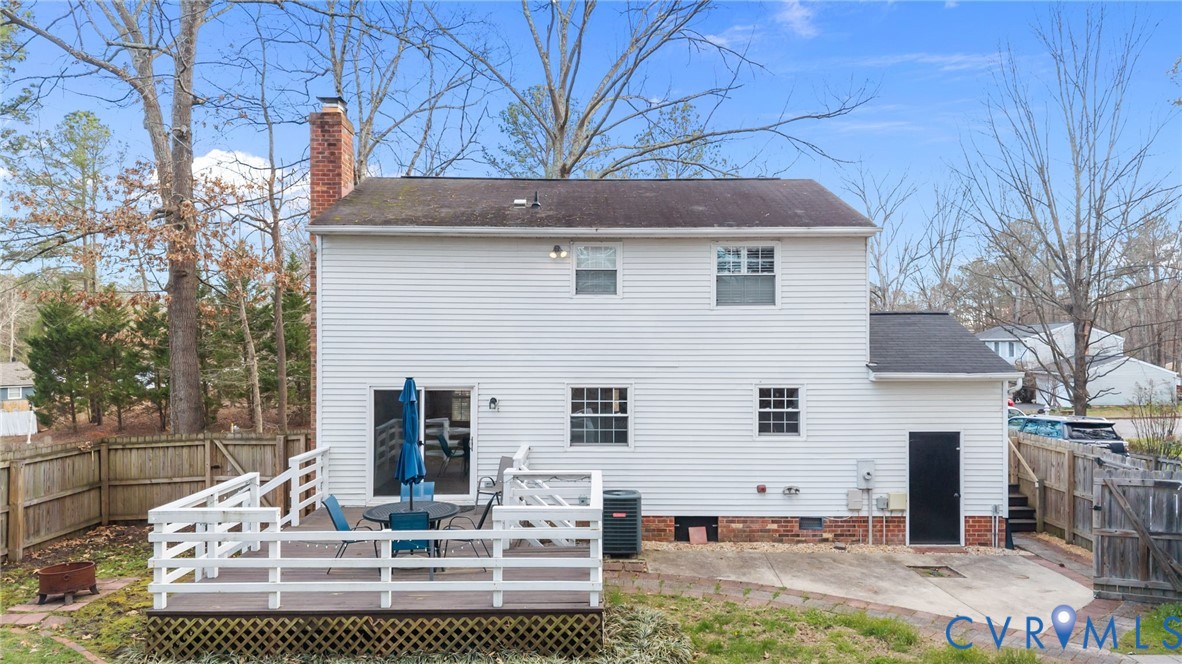 10206 Stonemill Rd