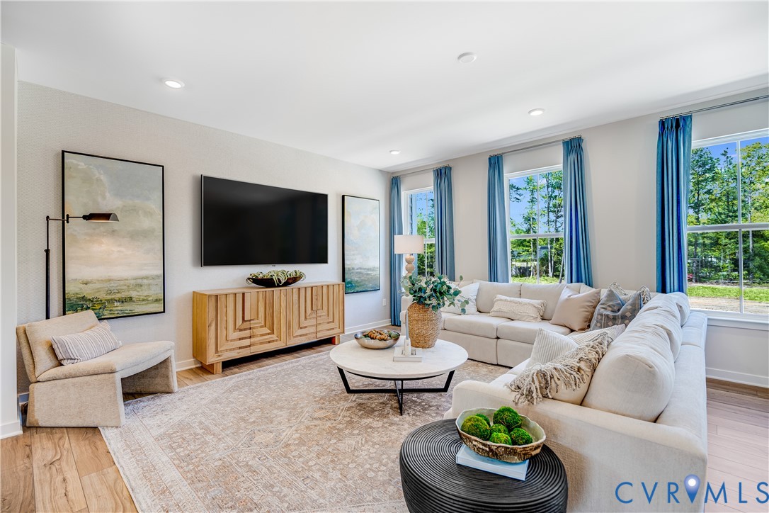 8768 Pioneer Hill Dr