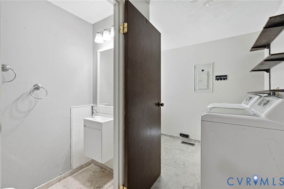 1305 Wilderness Dr