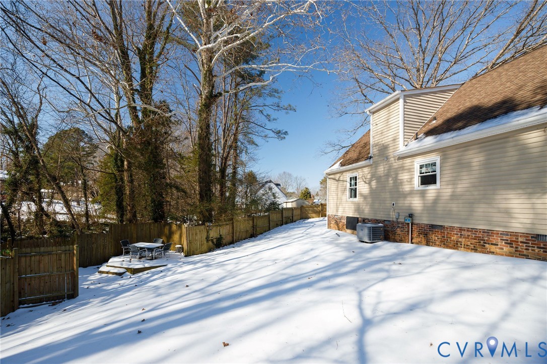 7021 Walgrove Ct