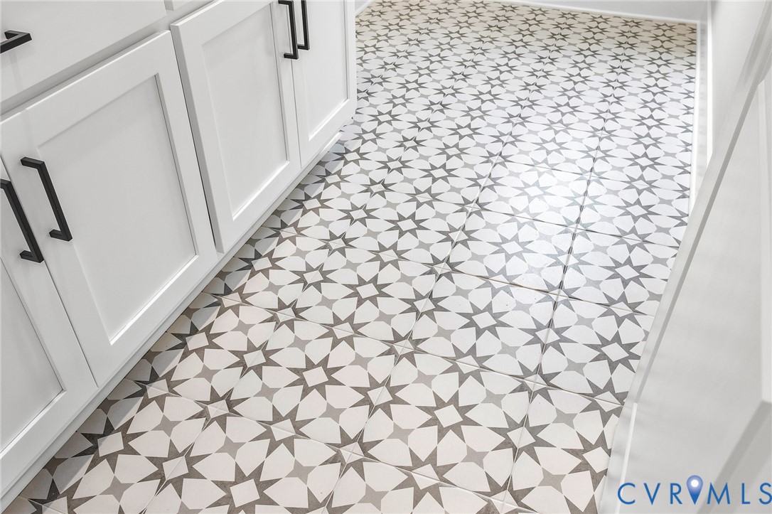 3628 Seaford Crossing Dr