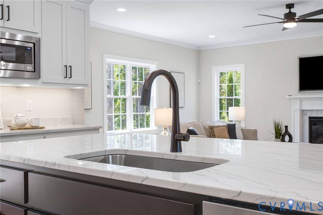 3628 Seaford Crossing Dr