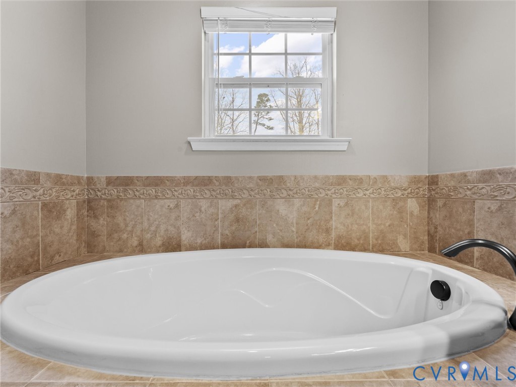 14384 Charter Landing Dr