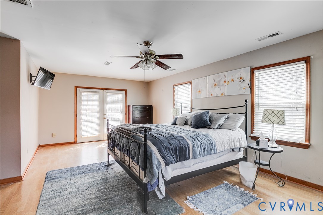 1310 Westover Gardens Blvd