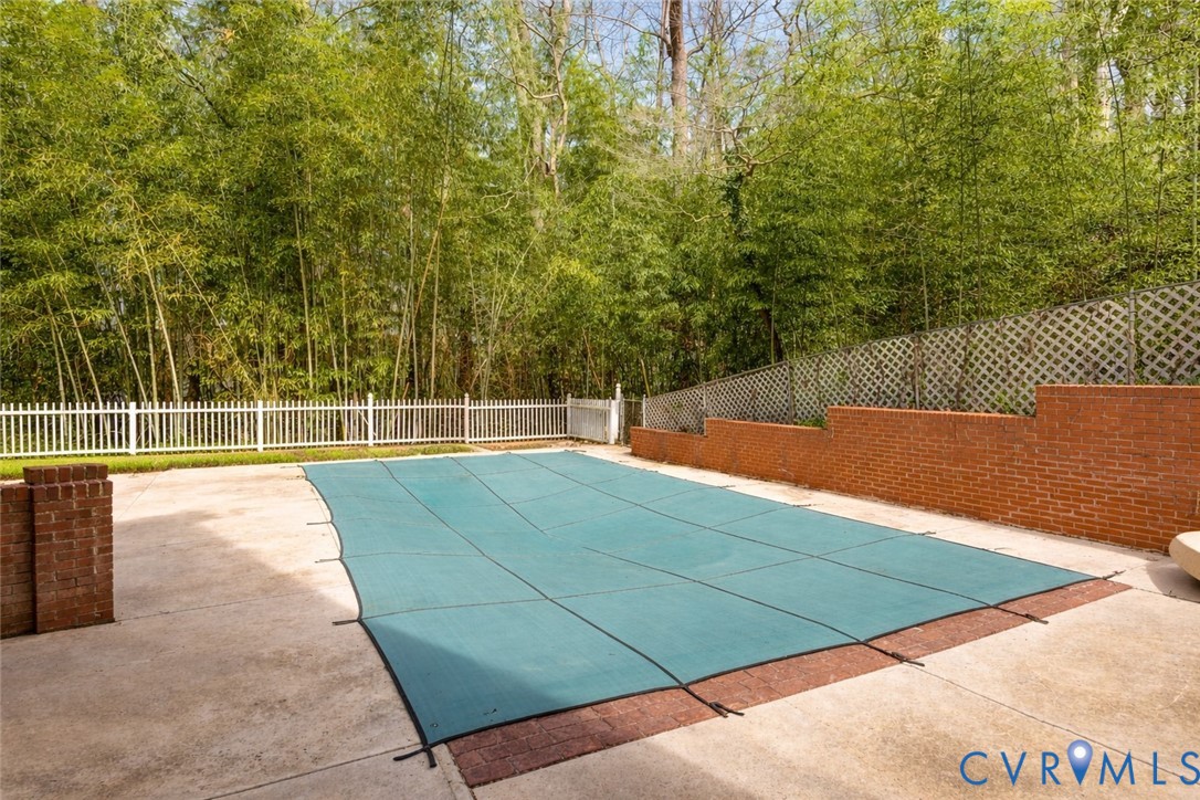 1310 Westover Gardens Blvd