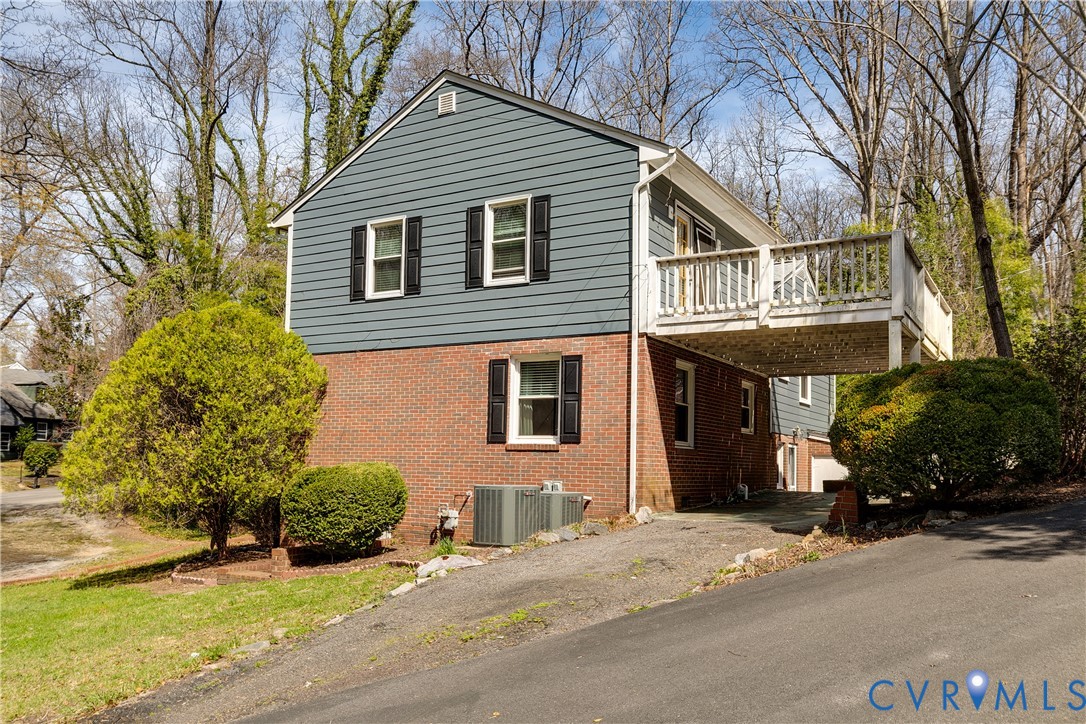 1310 Westover Gardens Blvd