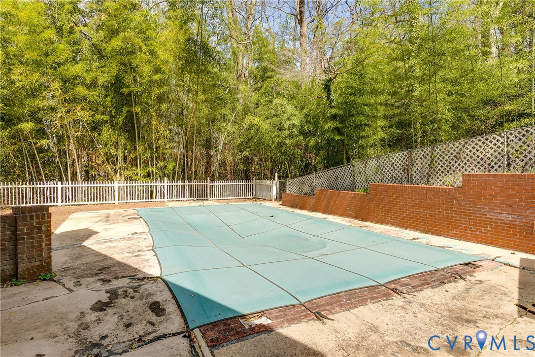 1310 Westover Gardens Blvd