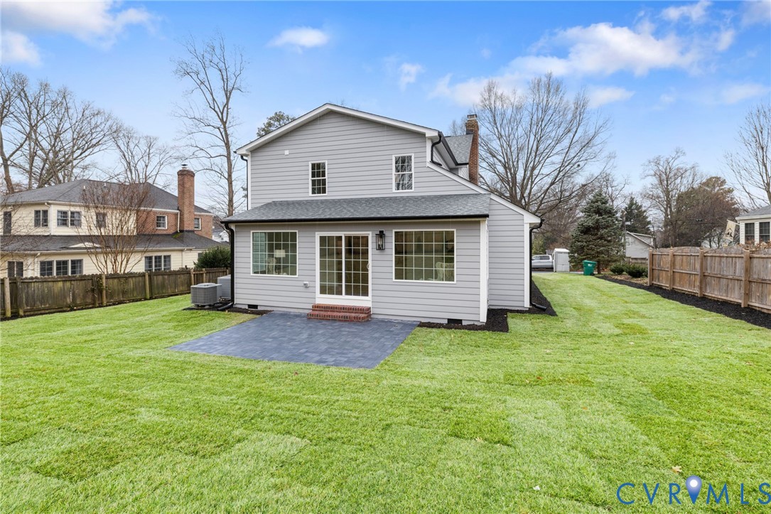 903 Woodberry Rd