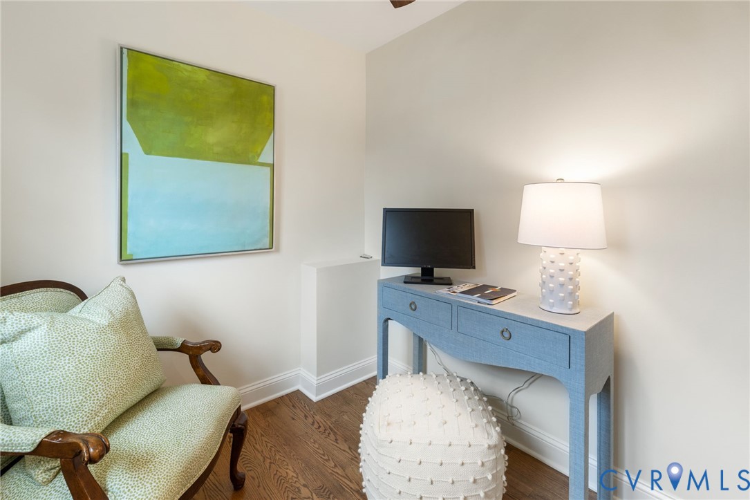 903 Woodberry Rd