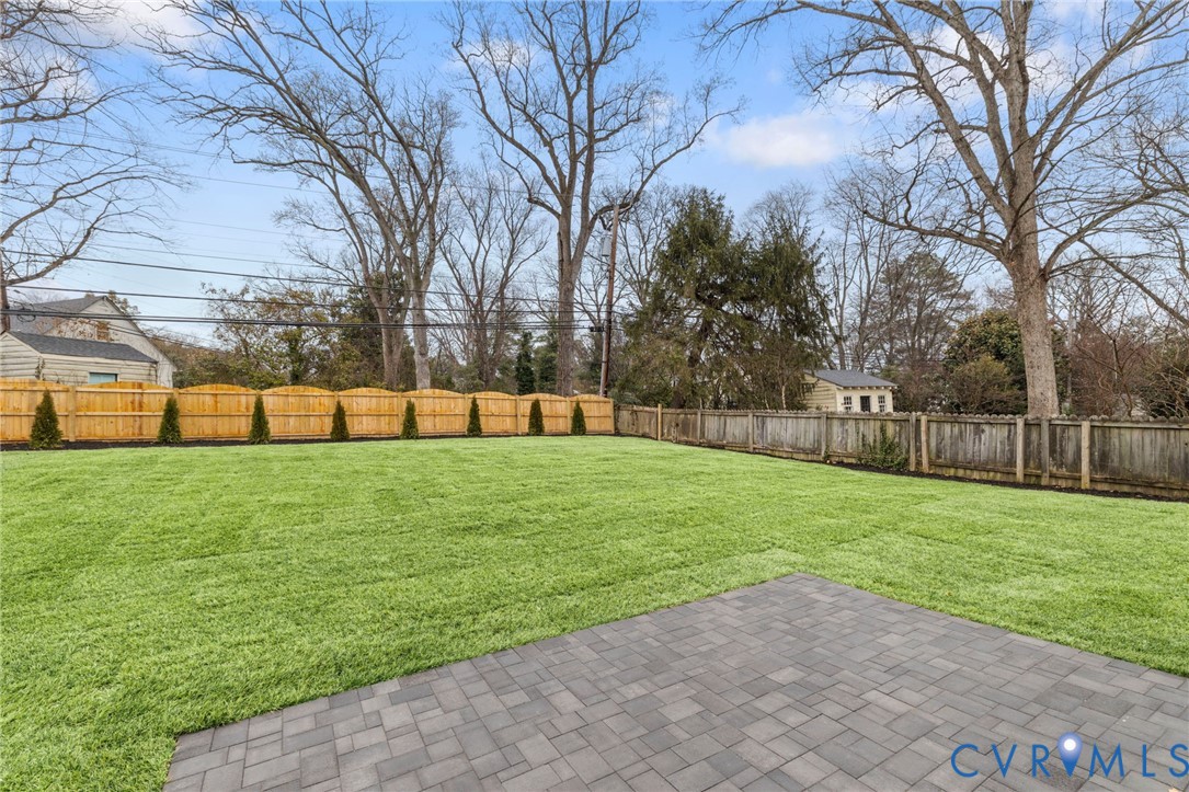 903 Woodberry Rd