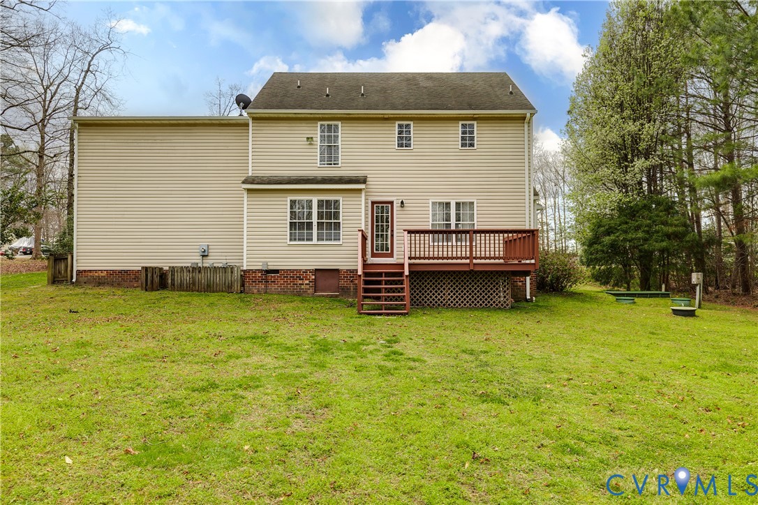 9371 Deerlake Dr