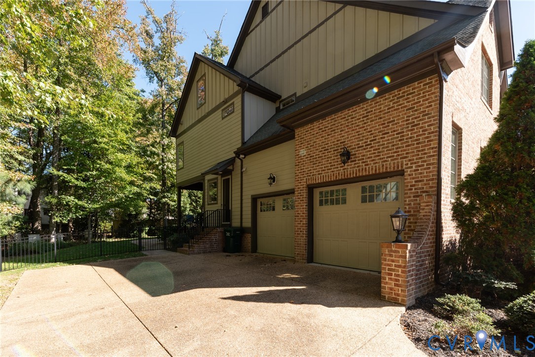 2217 McCabes Grant Ct