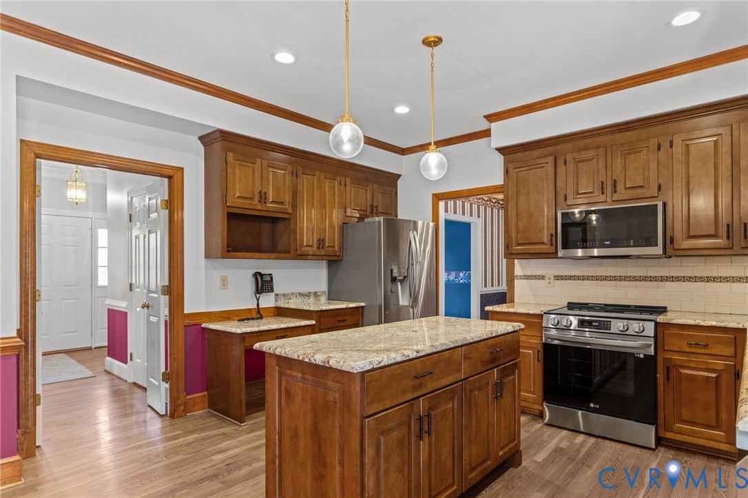 2101 Normandstone Dr