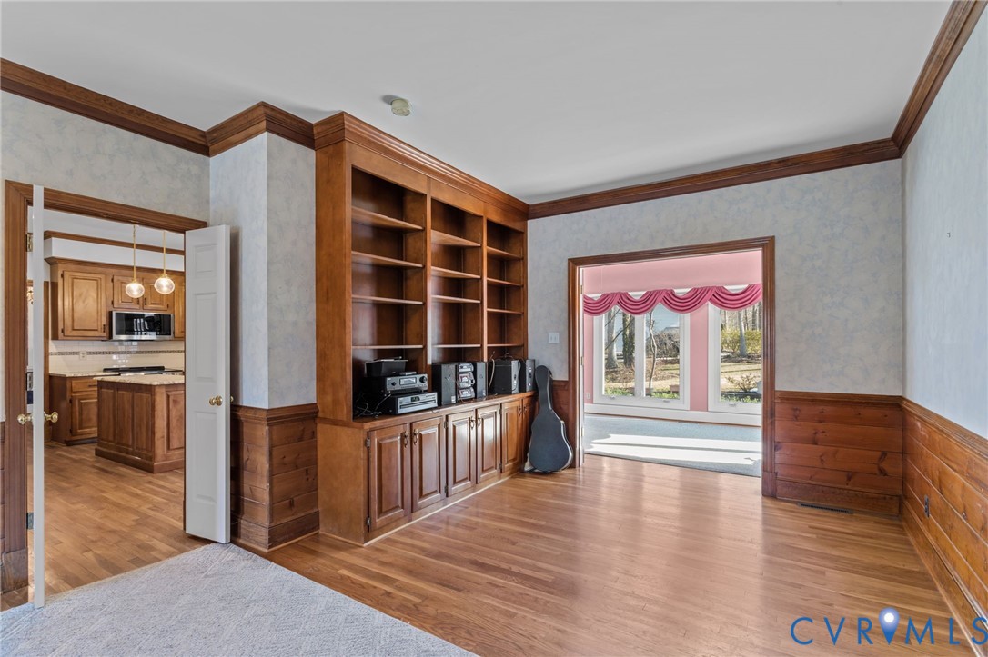 2101 Normandstone Dr