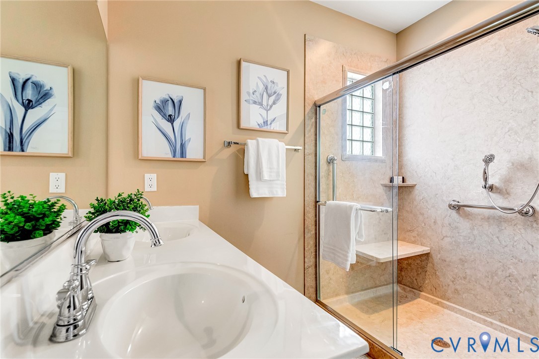 8843 Pebble Beach Ct