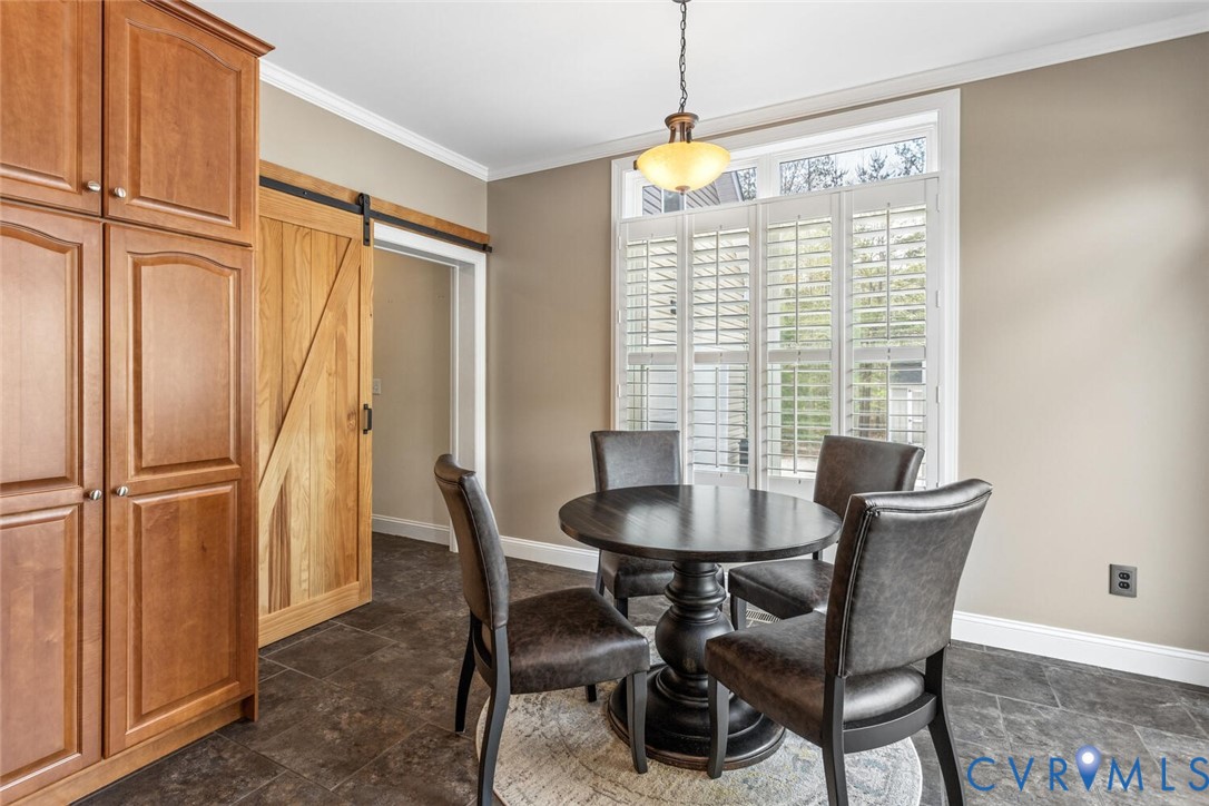 1875 Abbeyfield Rd