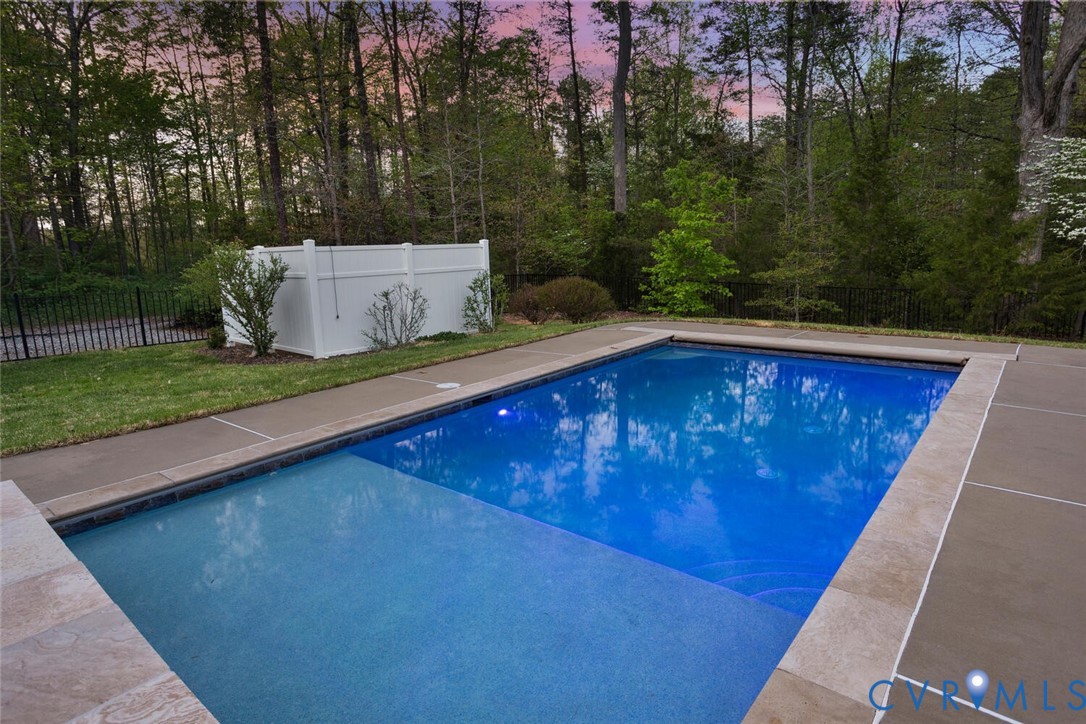 1875 Abbeyfield Rd