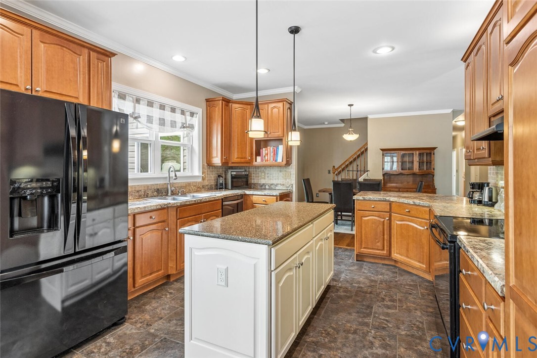 1875 Abbeyfield Rd