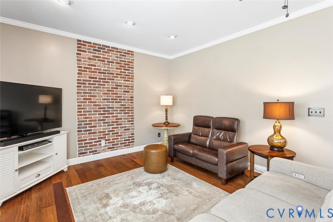 1875 Abbeyfield Rd