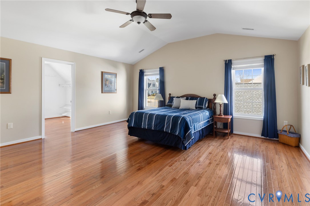 3019 Cove View Ln