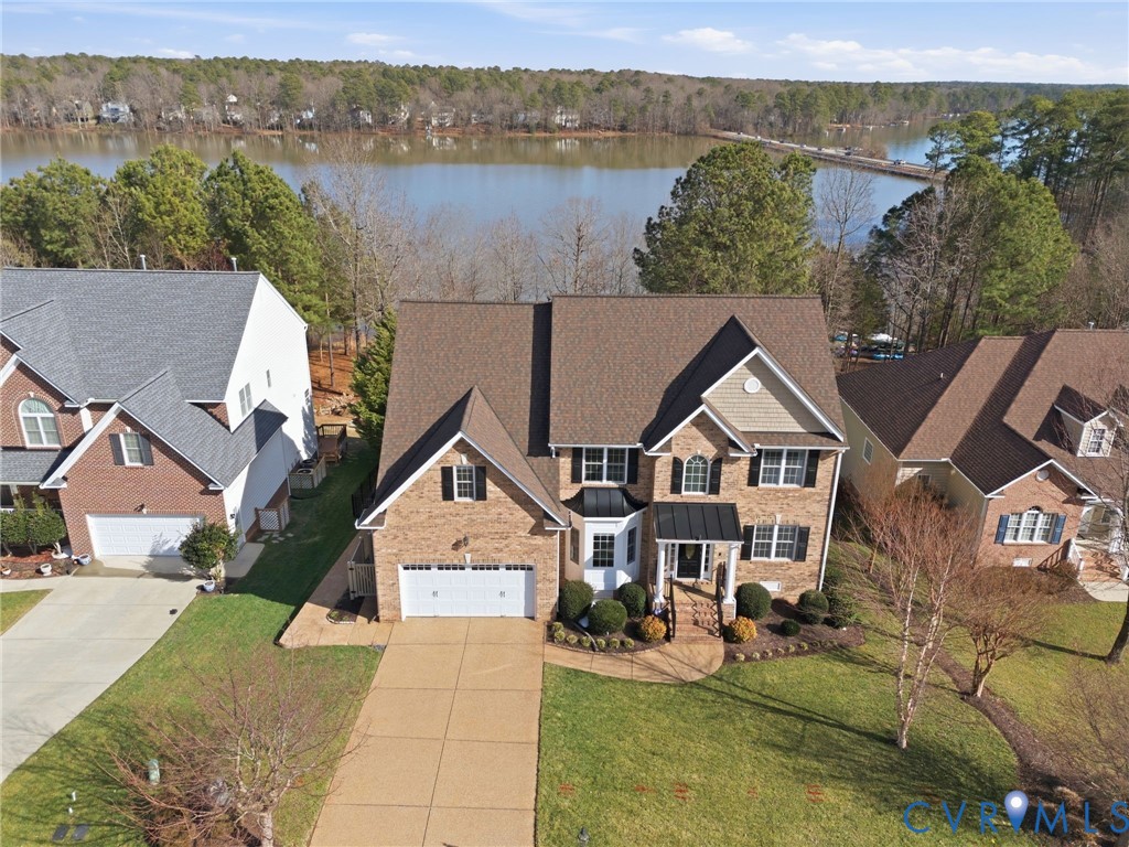 3019 Cove View Ln