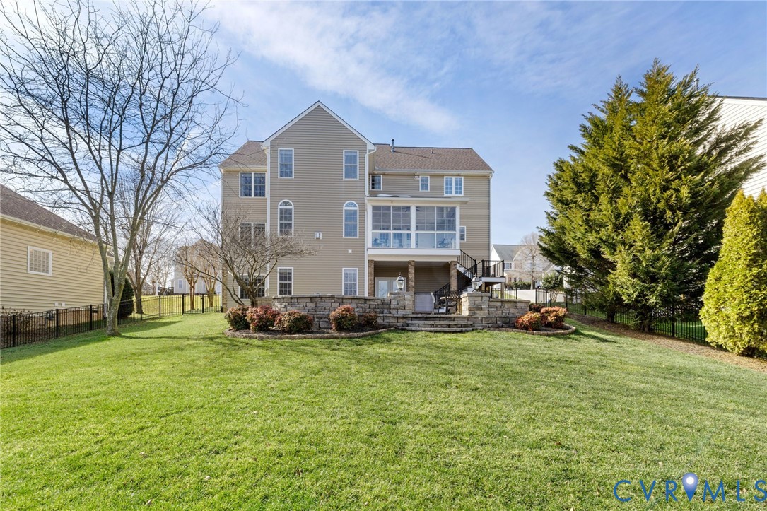 3019 Cove View Ln