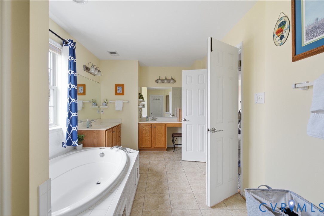 6419 Midday Ln