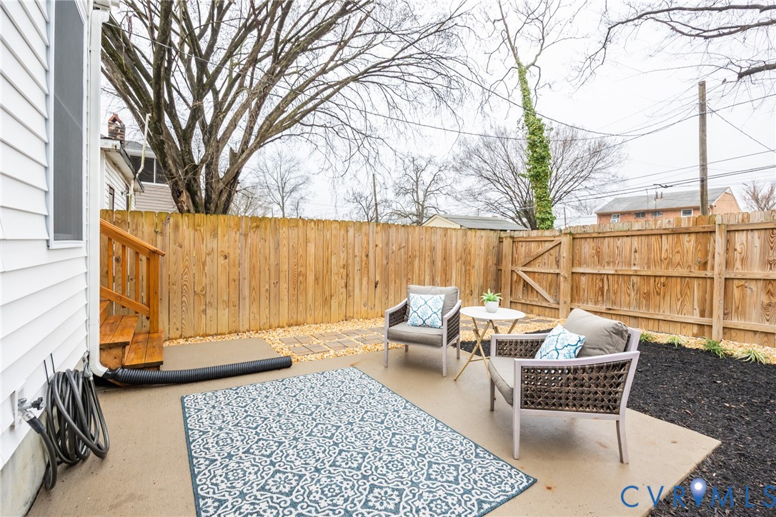 2019 Dinwiddie Ave