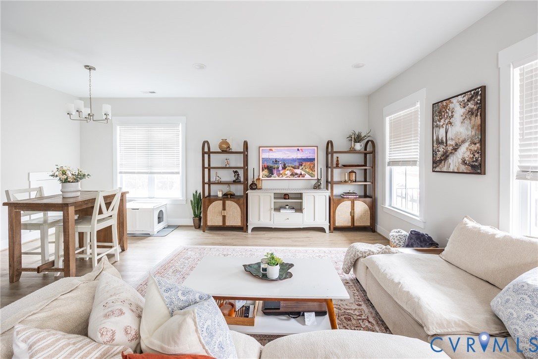 2019 Dinwiddie Ave