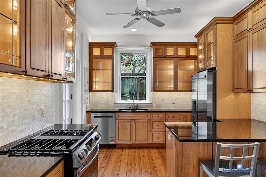 114 N 29th St