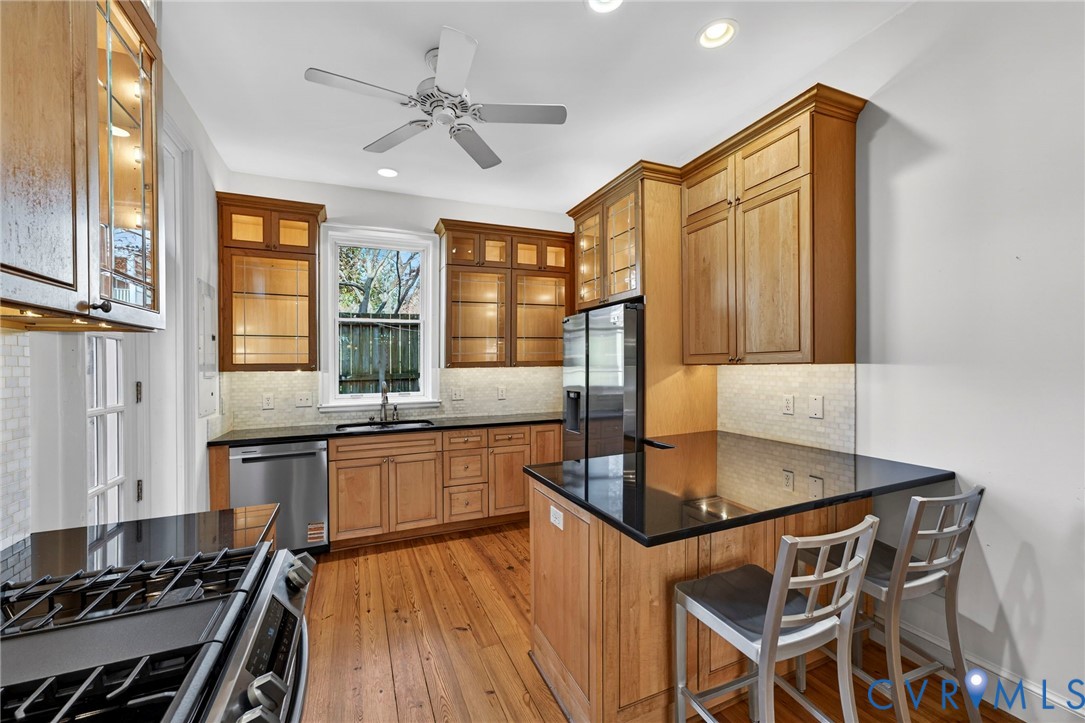 114 N 29th St