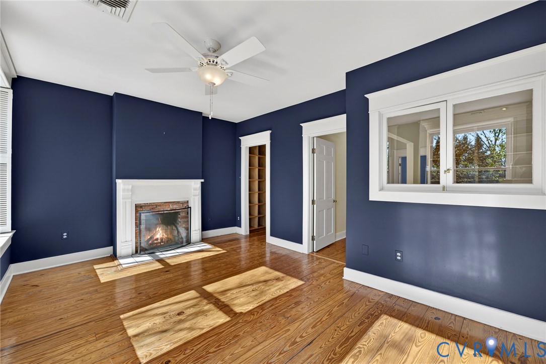 114 N 29th St